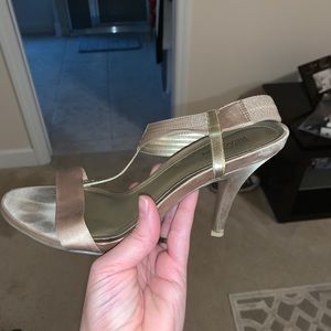 Kenneth Cole reaction